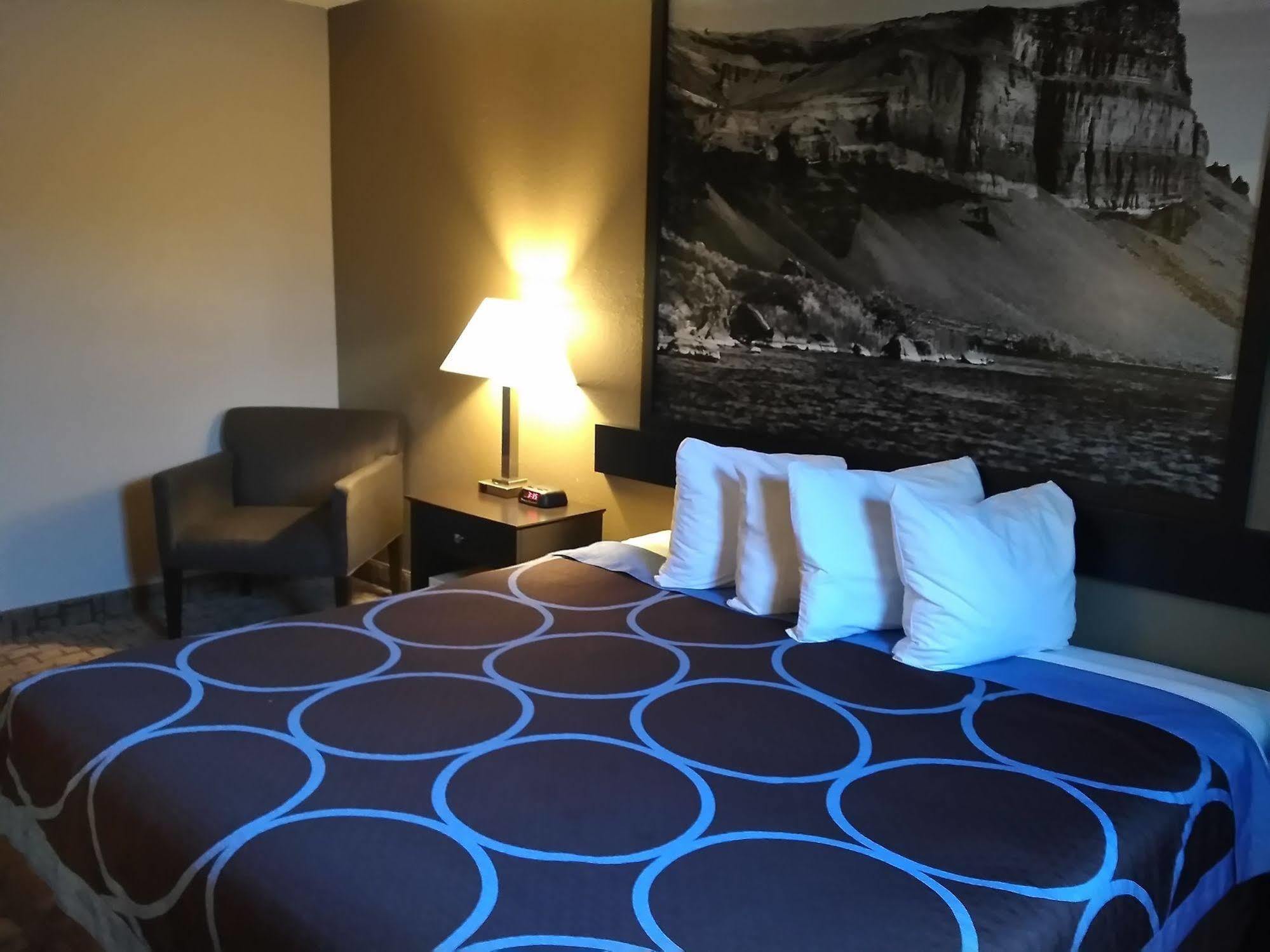 Super 8 By Wyndham Boise Hotel Luaran gambar